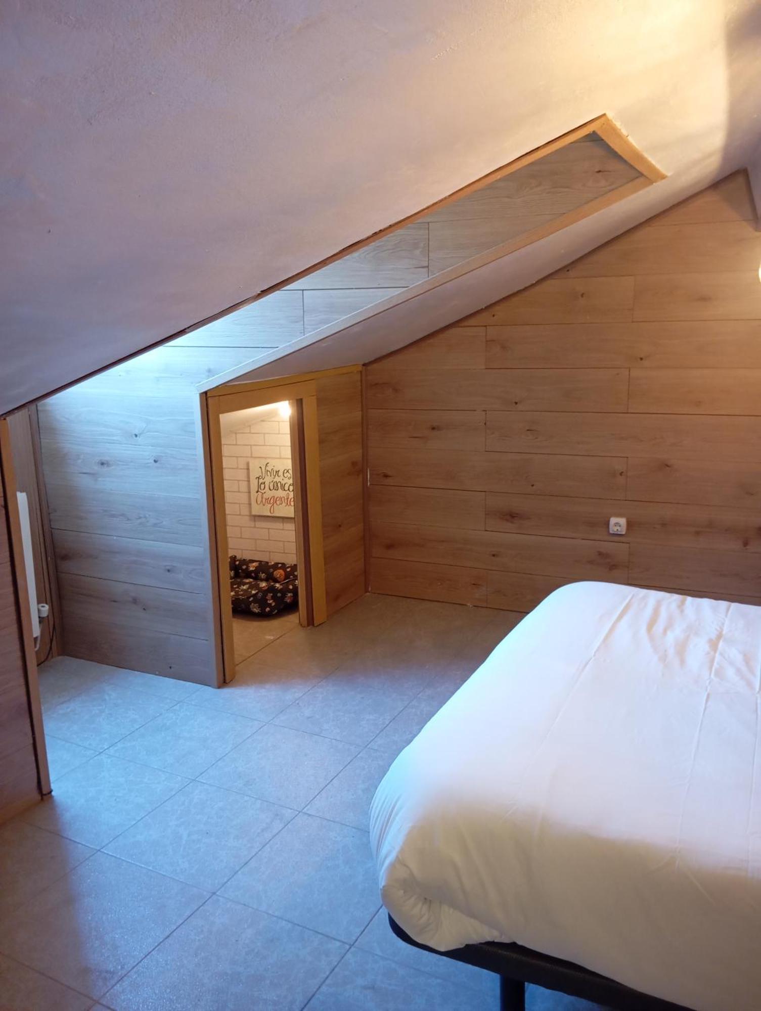 Calera 2 Apartment Burgos Ngoại thất bức ảnh